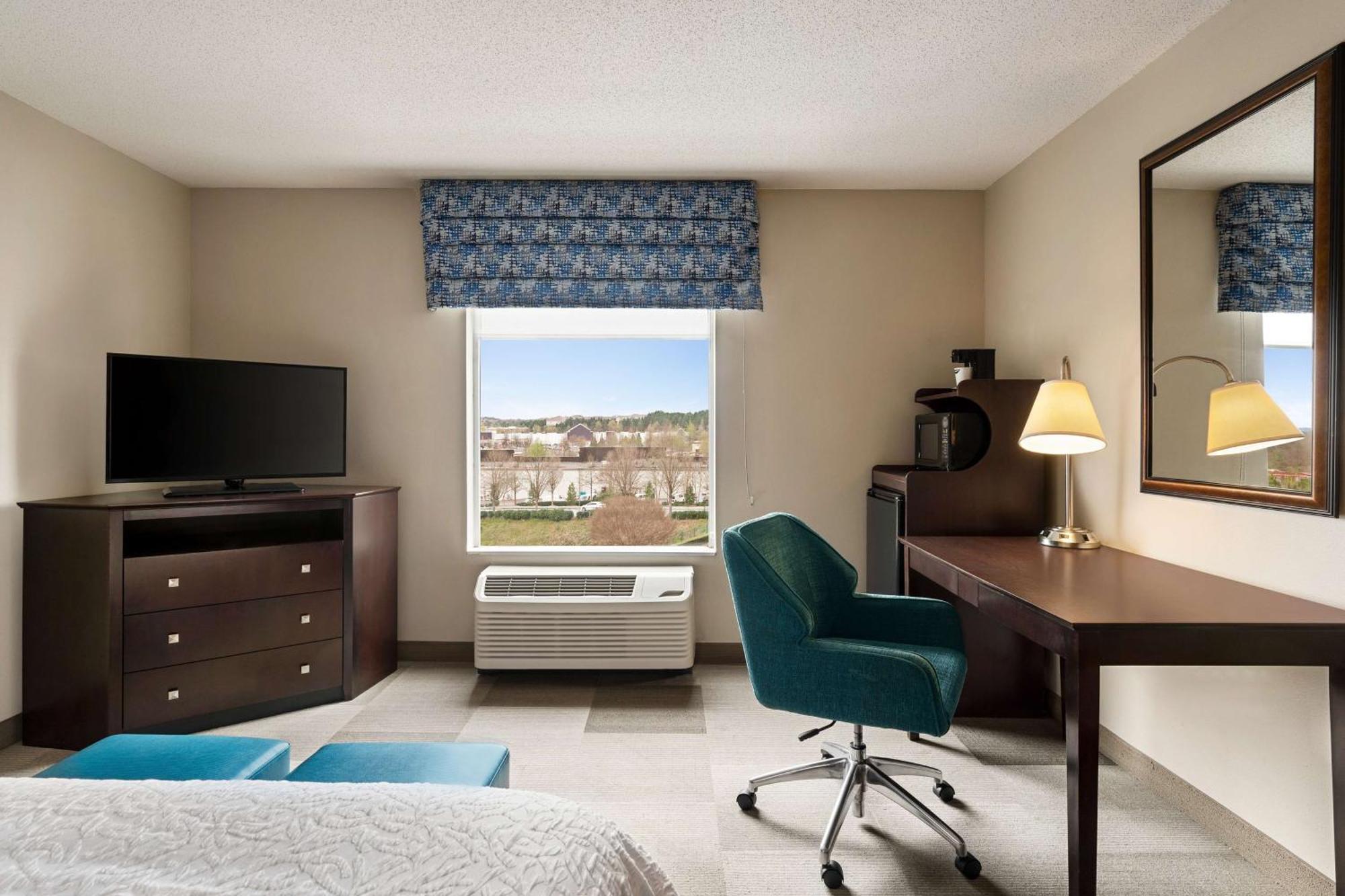 Hampton Inn & Suites Atlanta Airport West Camp Creek Pkwy College Park Exteriör bild